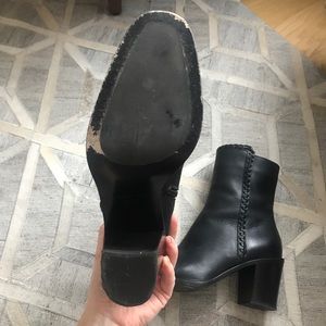 frye giovanna thread boot